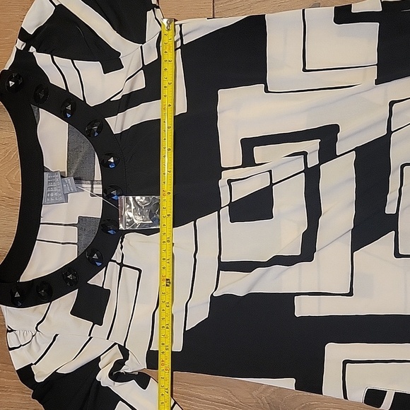 NWT Rabbit Rabbit Rabbit Black And Ivory Geometric Dress Size 6 NEW - Picture 5 of 7